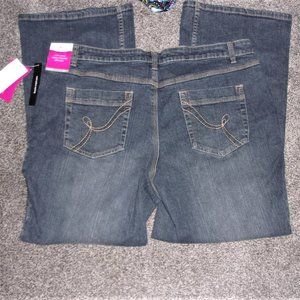 NEW size 20 wide petite  blue denim jeans womens pants
